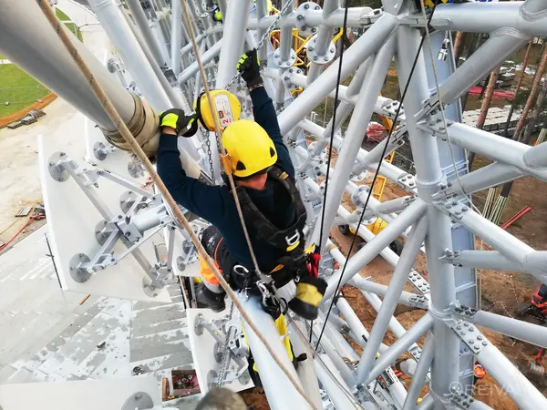 Montāžas un demontāžas darbi | Industriālais alpīnisms | https://oreiva.lv | +371 27147279