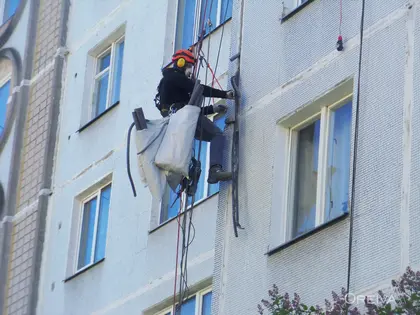 Paneļu māju šuvju sasilšana un hermetizācij | Industriālais alpīnisms | https://oreiva.lv | +371 27147279